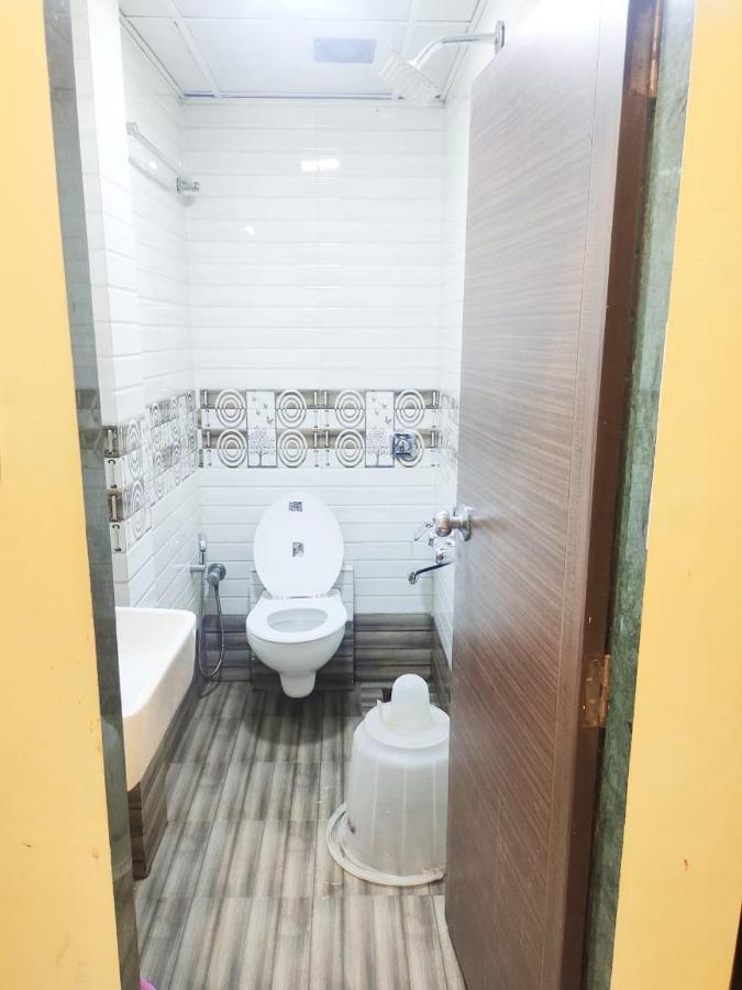 Hotel Golden Galaxy - Santacruz East Мумбаи Экстерьер фото